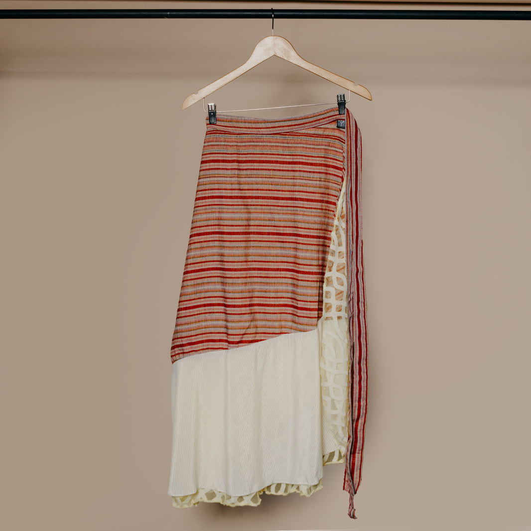 SKIRT 0010