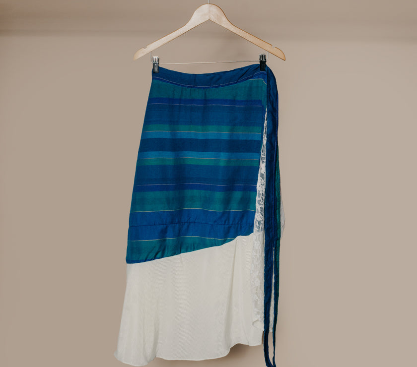 SKIRT 0015