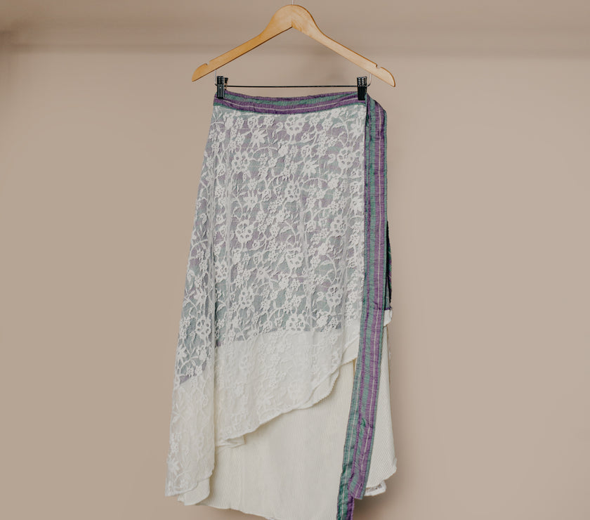 SKIRT 0016
