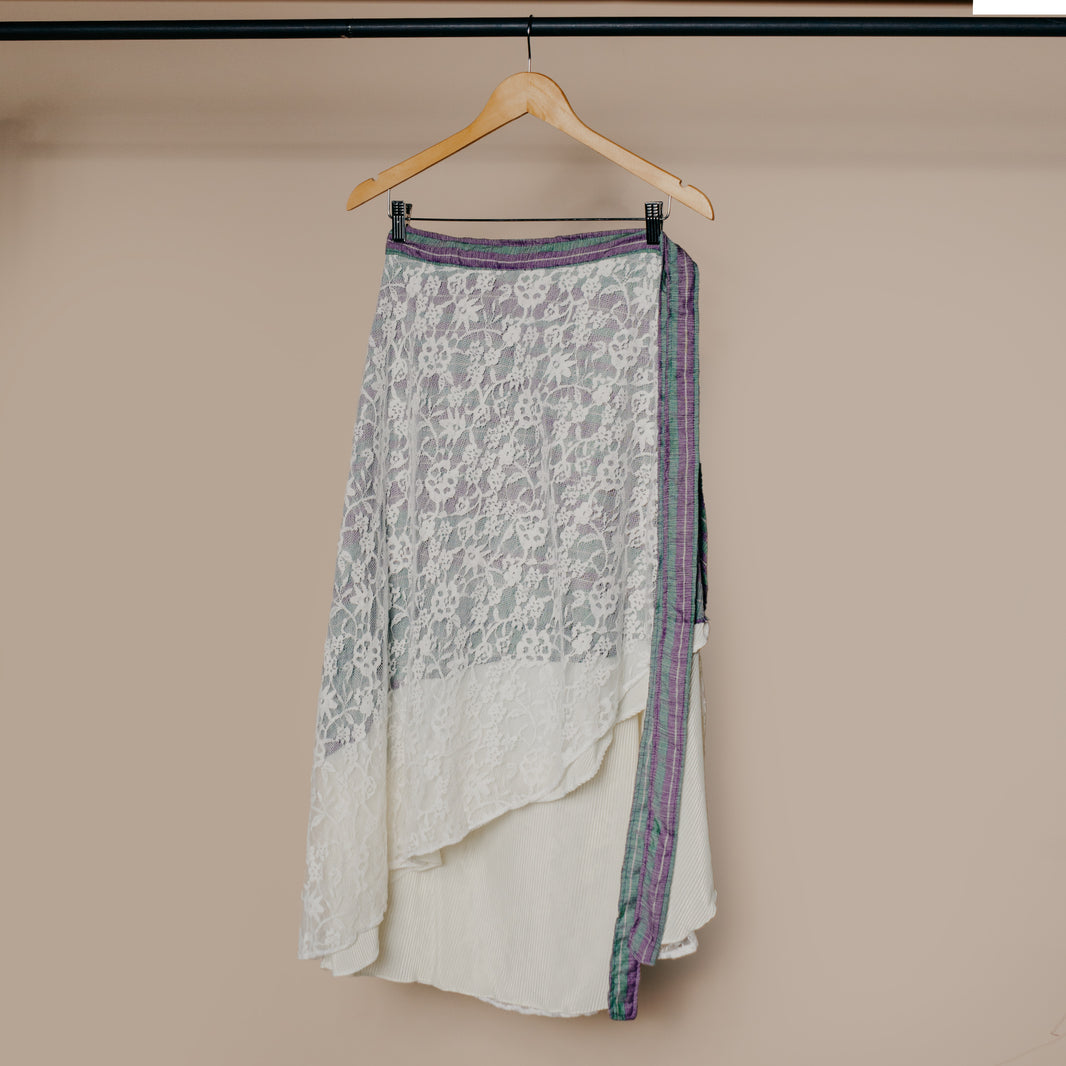 SKIRT 0016