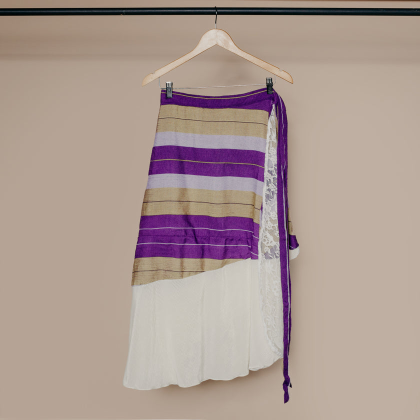 SKIRT 0017