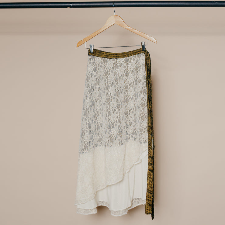 SKIRT 0007