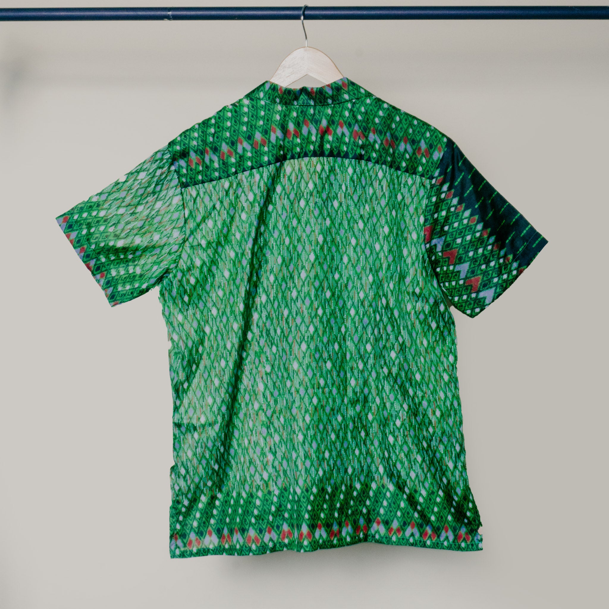 SILK 0040