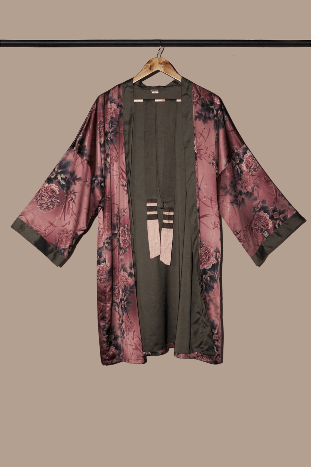 ROBE 0002