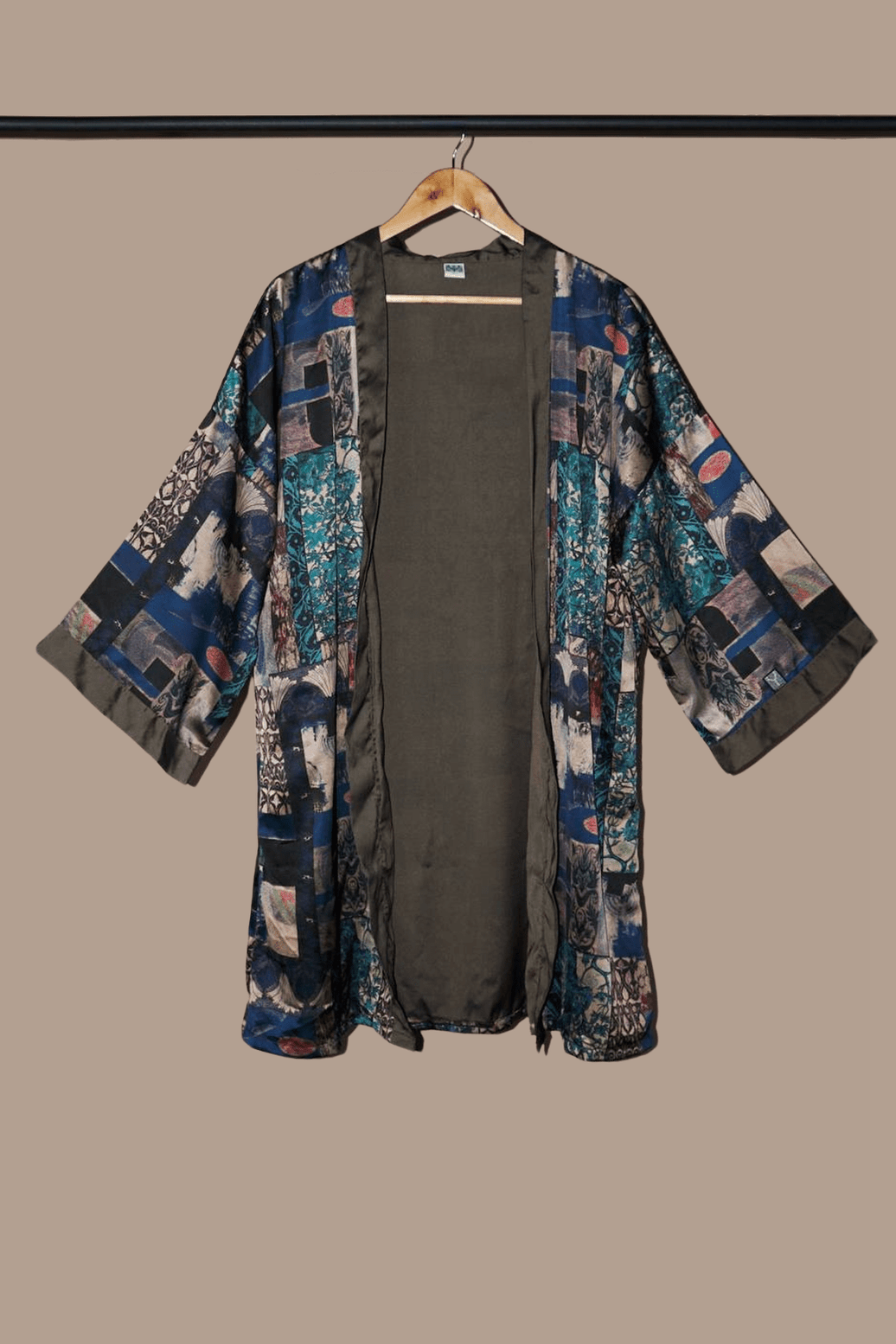 ROBE 0009