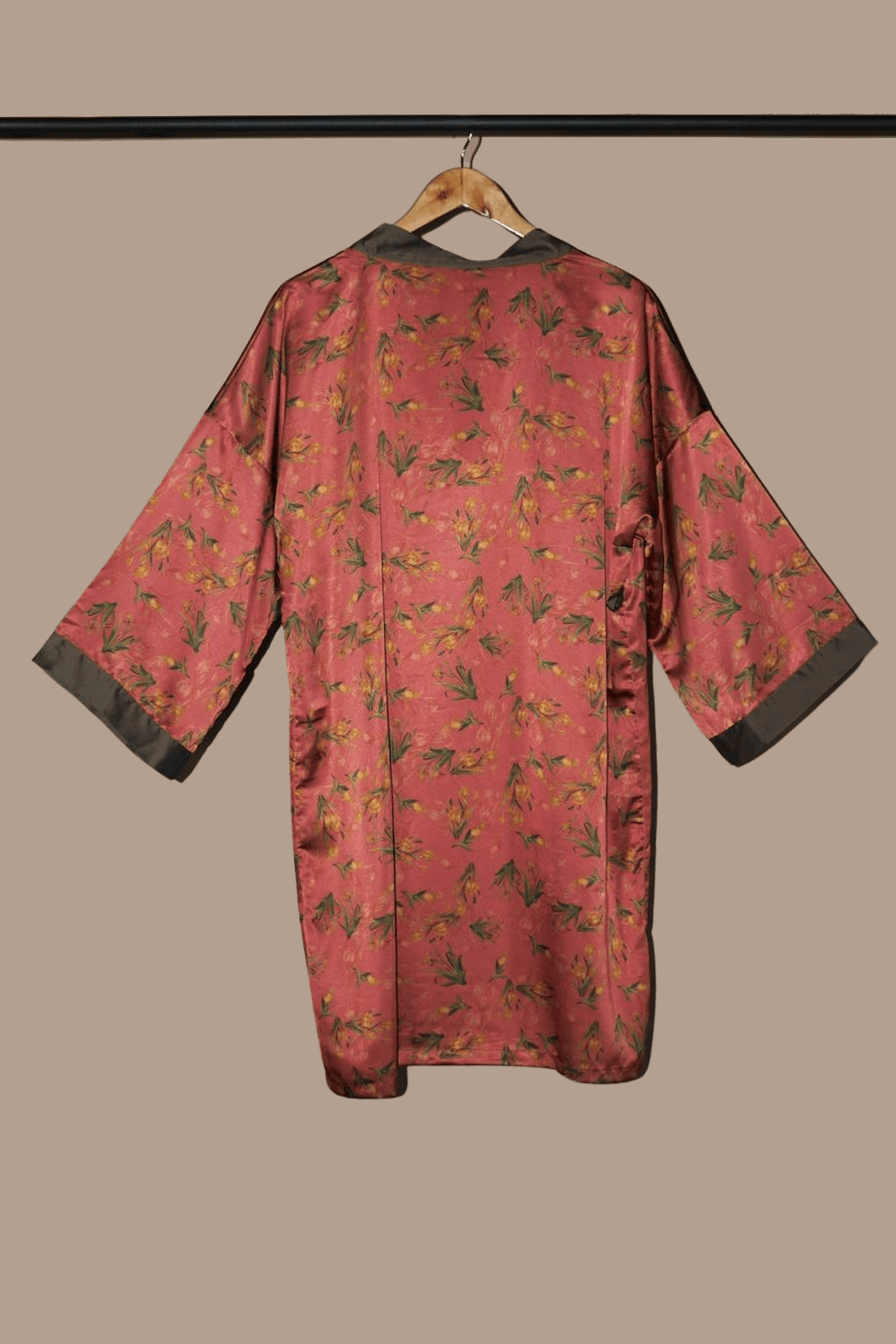 ROBE 0017
