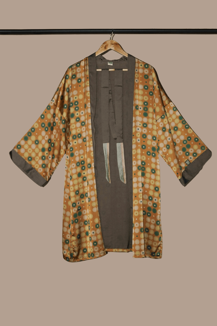 ROBE 0018