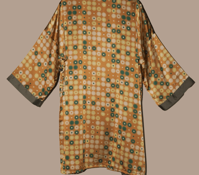 ROBE 0018