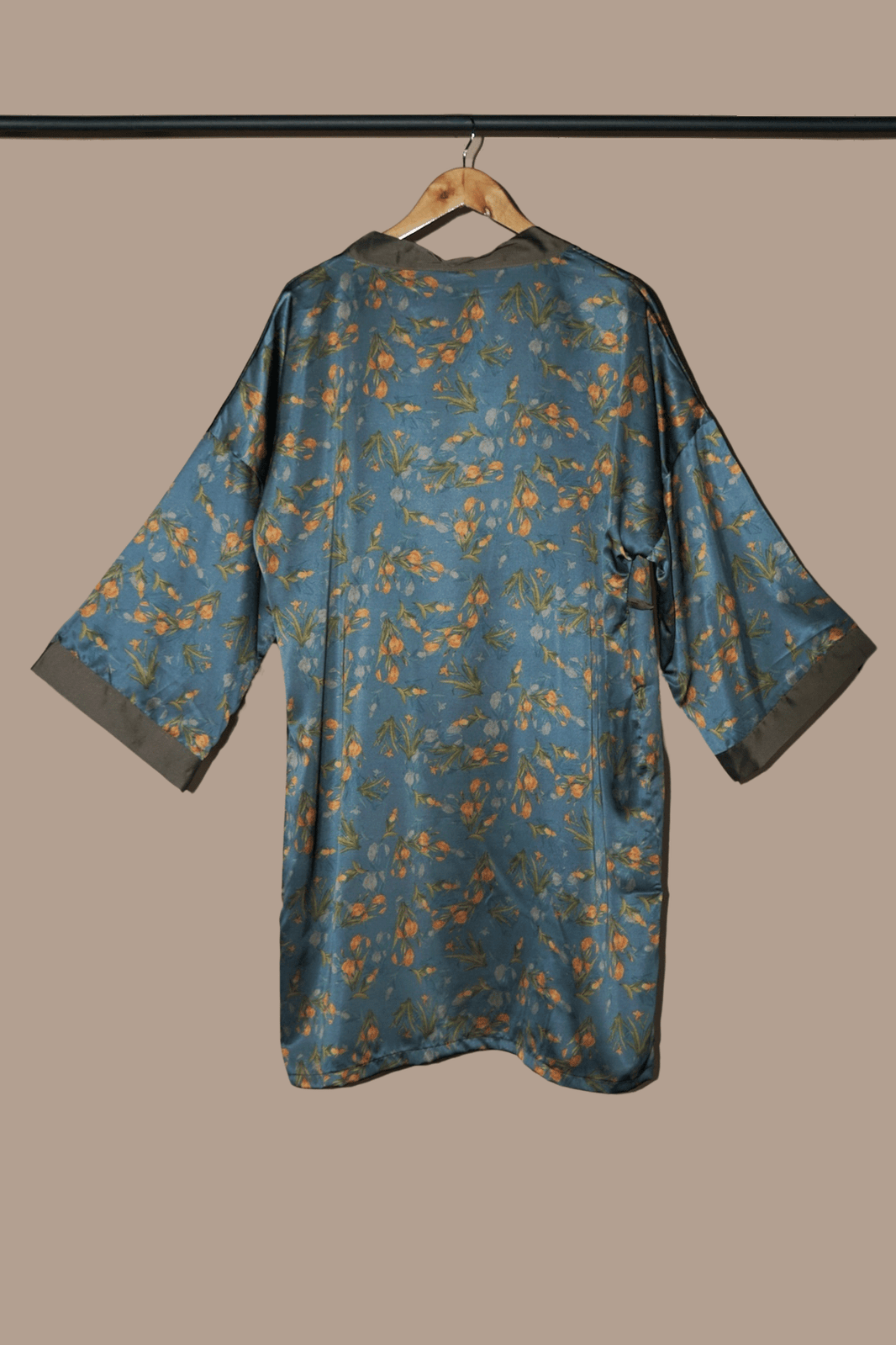 ROBE 0023